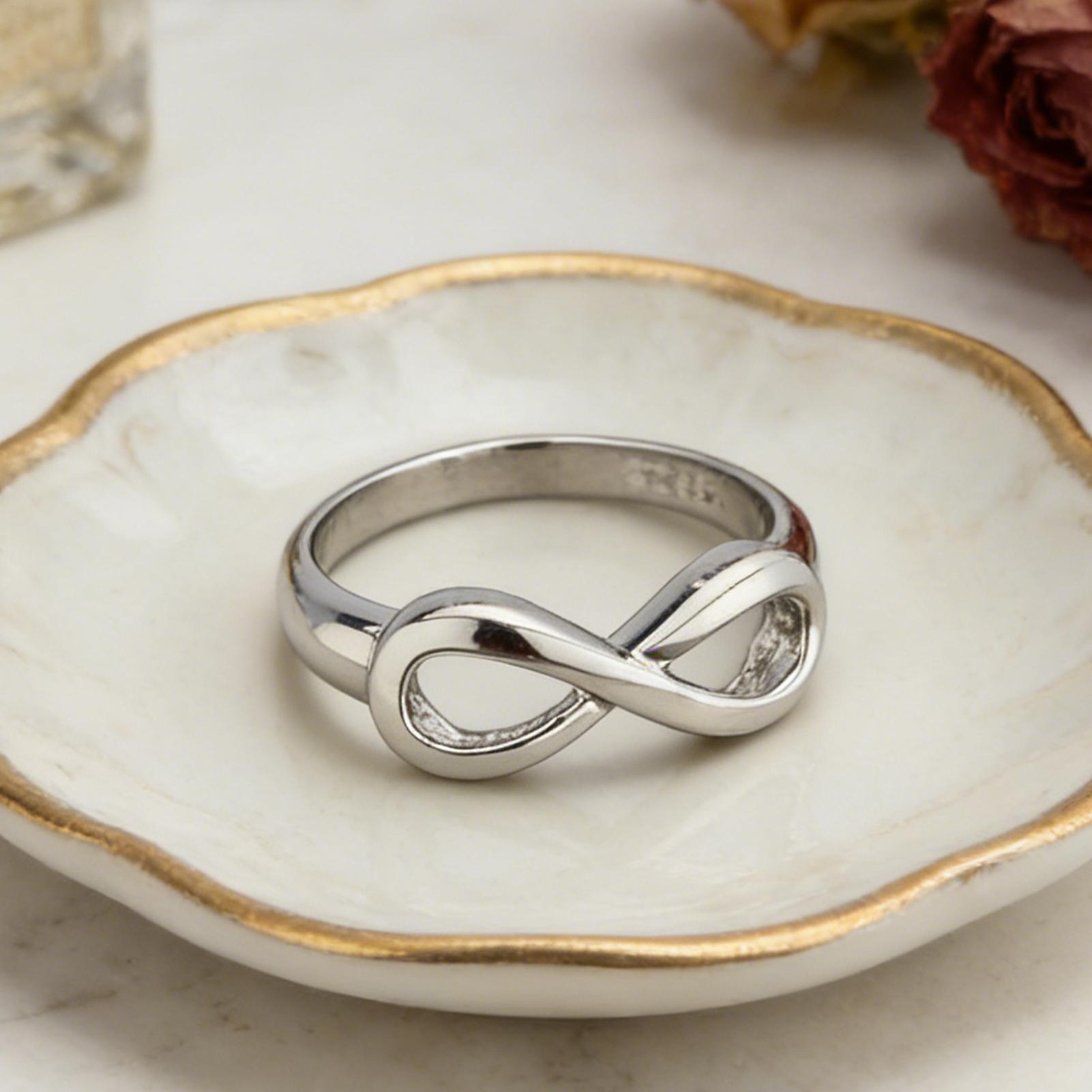 Tiny Infinity Promise Ring Ete - Al Ain Jewelry & Watches Exhibition 2025 ulasan dan harga