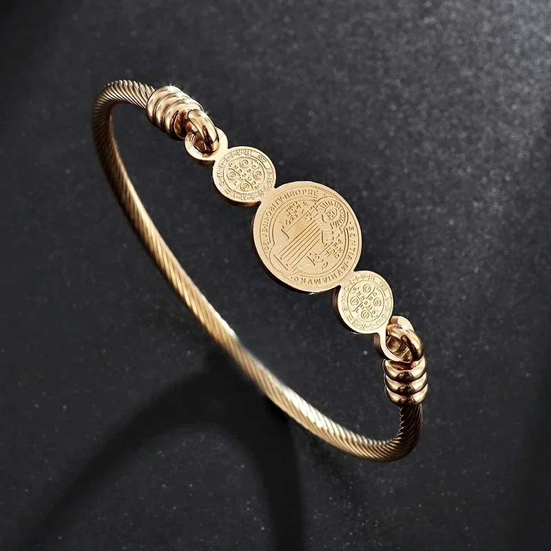 Stainless Steel Saint Benito C - Al Ain Jewelry & Watches Exhibition 2025 ulasan dan harga
